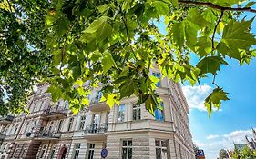 Atelier Hostel